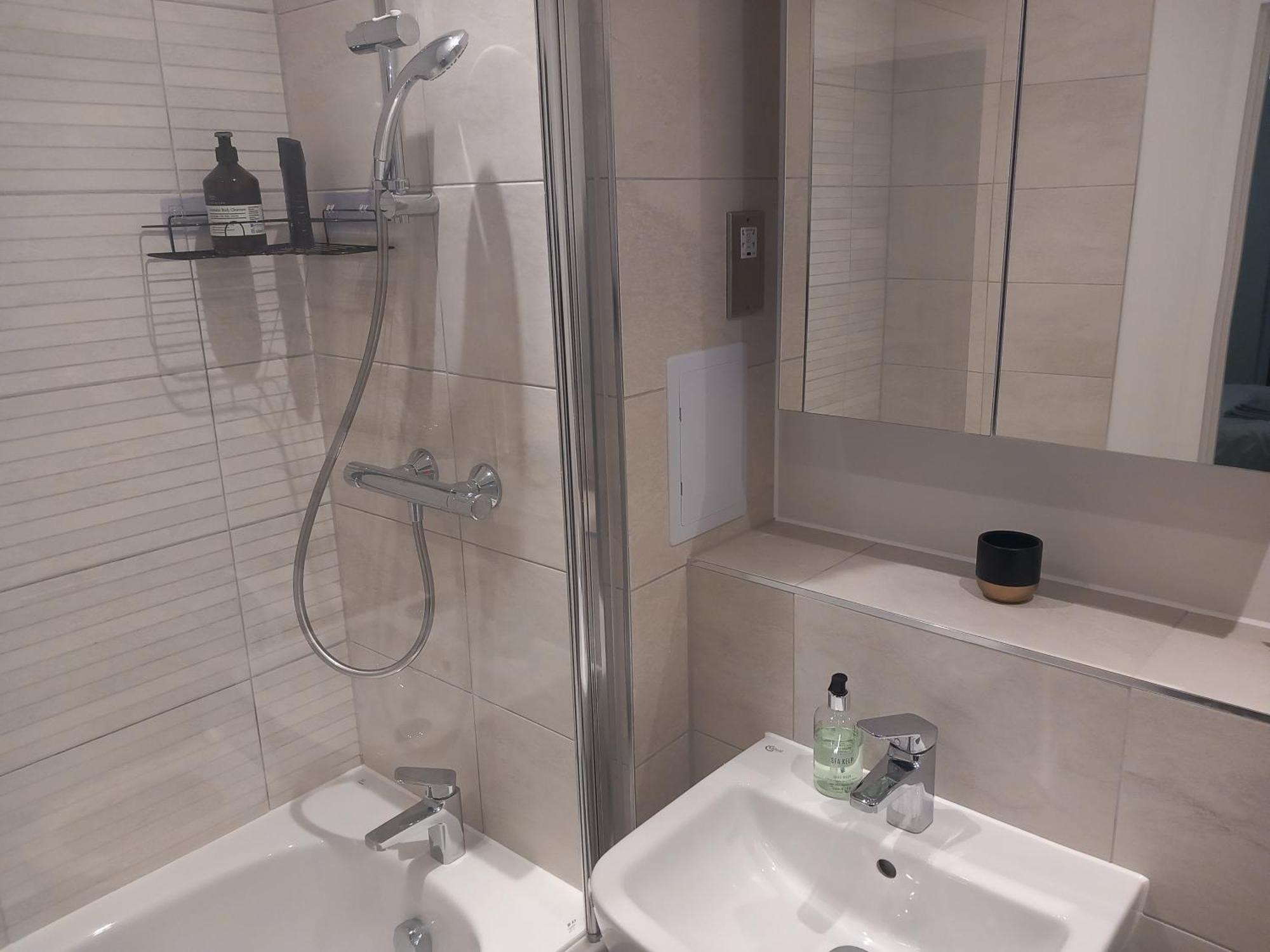 Richfield Lux *